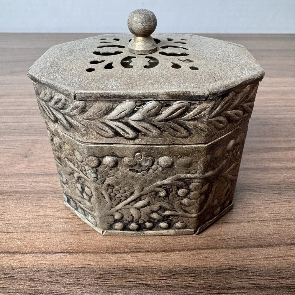 N/A vintage stamped
